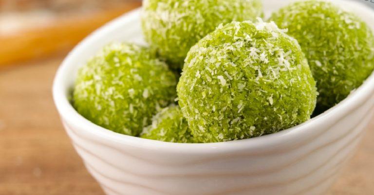 Coconut matcha fat bombs